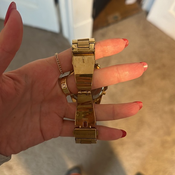 MK Watch - Picture 3 of 6